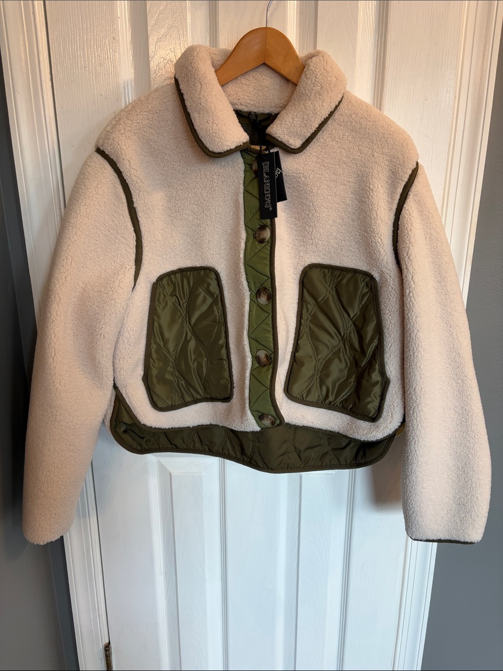 NWT Blank NYC Sz L Crop Reversible Cream Sherpa / Olive Quilted Jacket Warm Cozy
